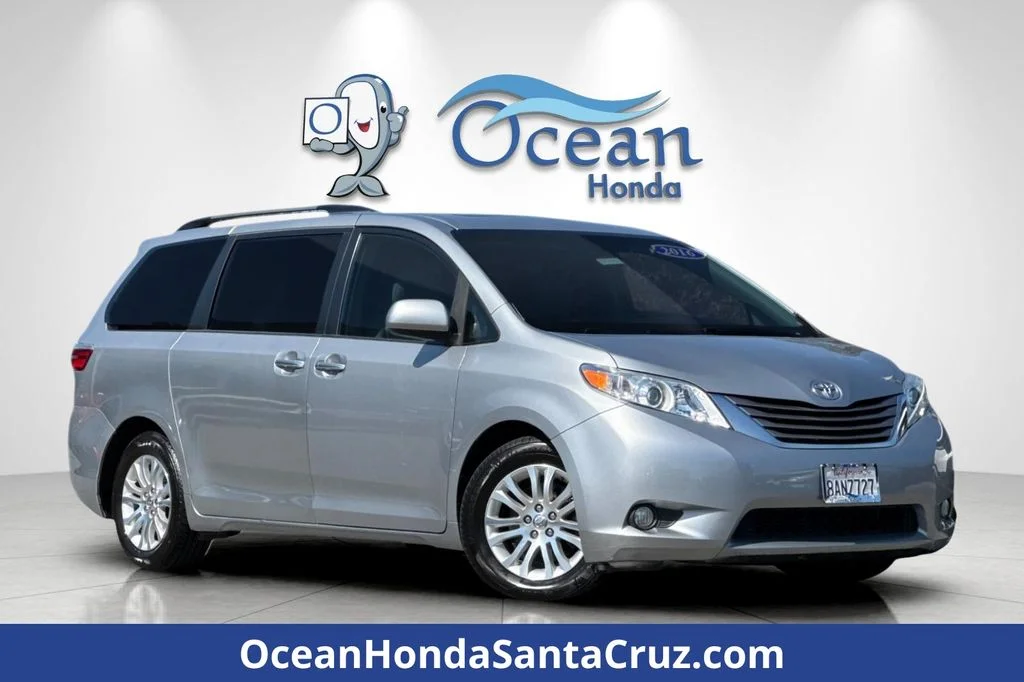 2016 Toyota Sienna