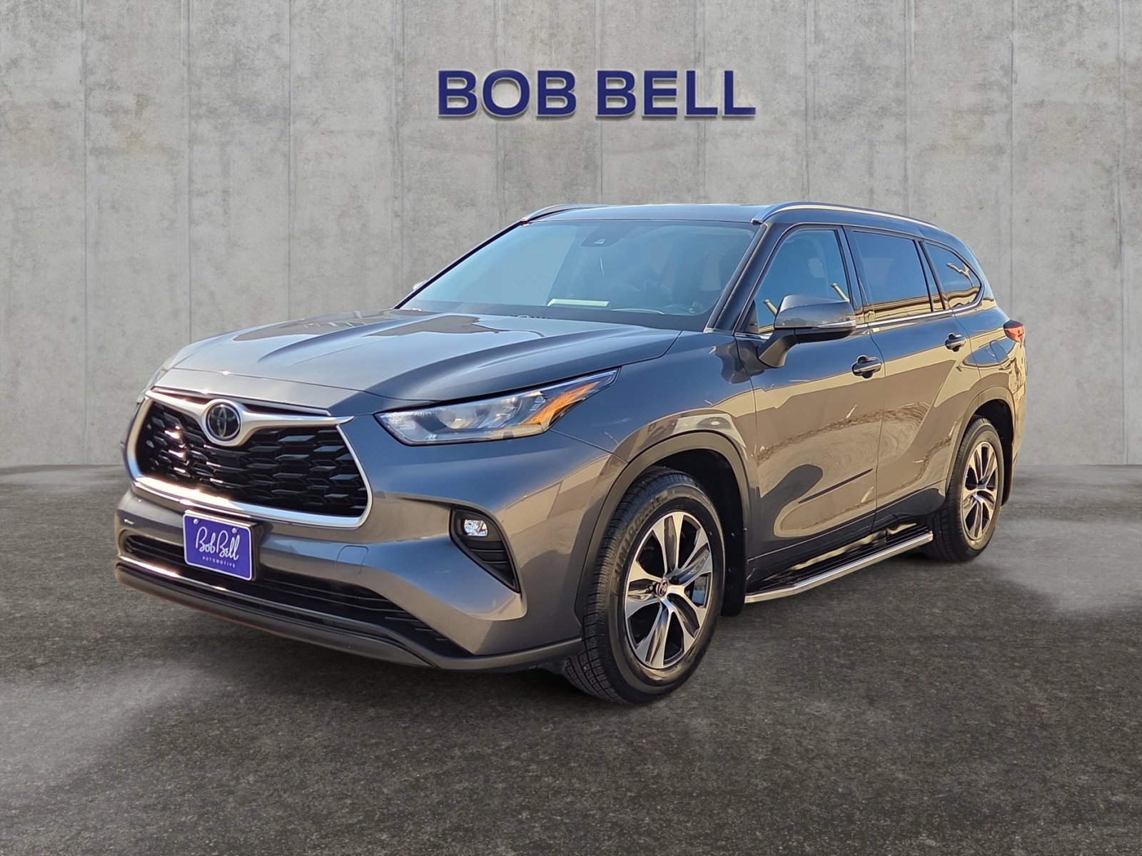 2020 Toyota Highlander LE