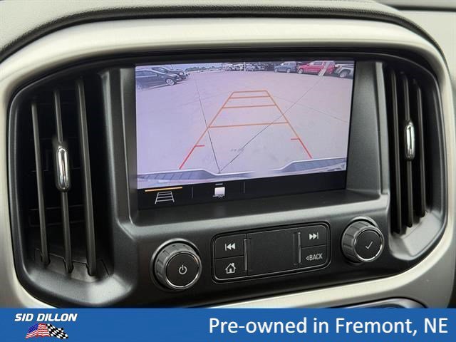 Used 2022 Summit White GMC 4WD Elevation image 10