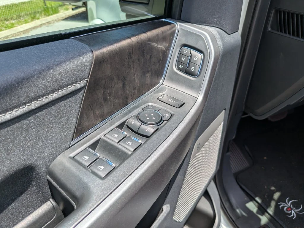 New 2026 Star White Metallic Tri-Coat Ford F-250® Lariat® image 26