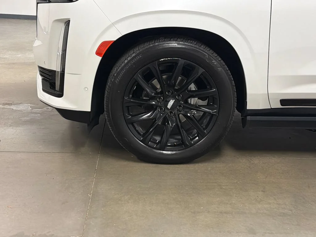 2023 Cadillac Escalade Sport - Photo 9