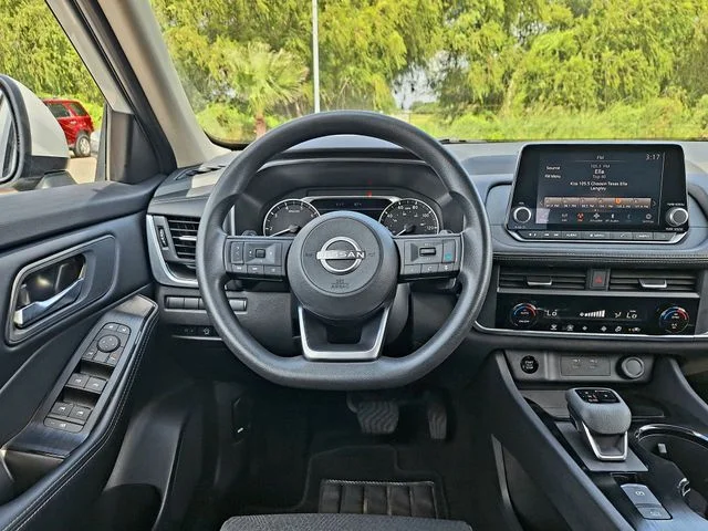 Used 2024 White Nissan SV image 14
