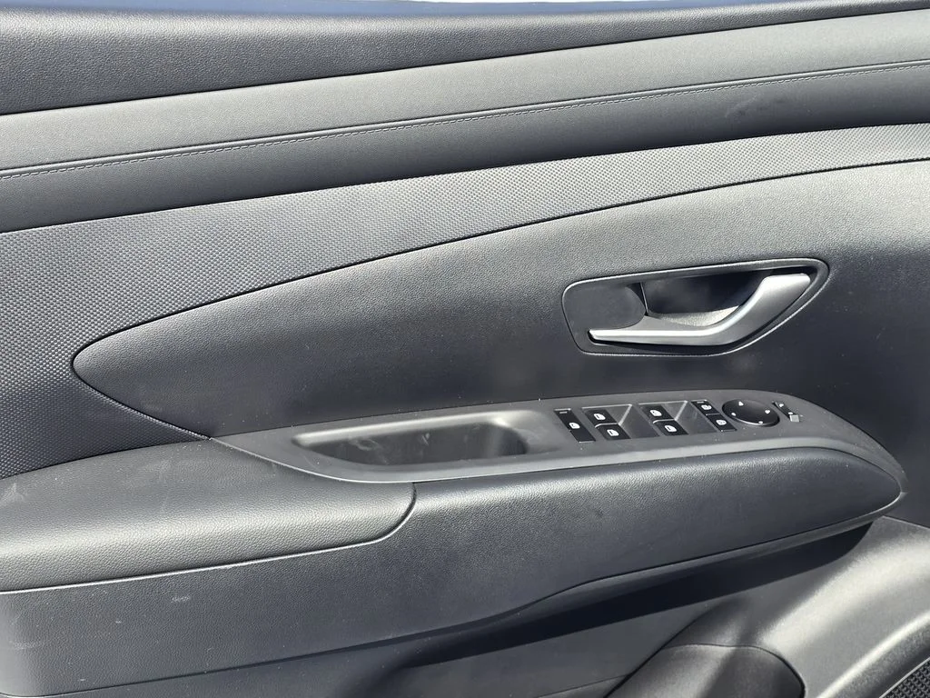 New 2026 Silver Hyundai SEL image 17