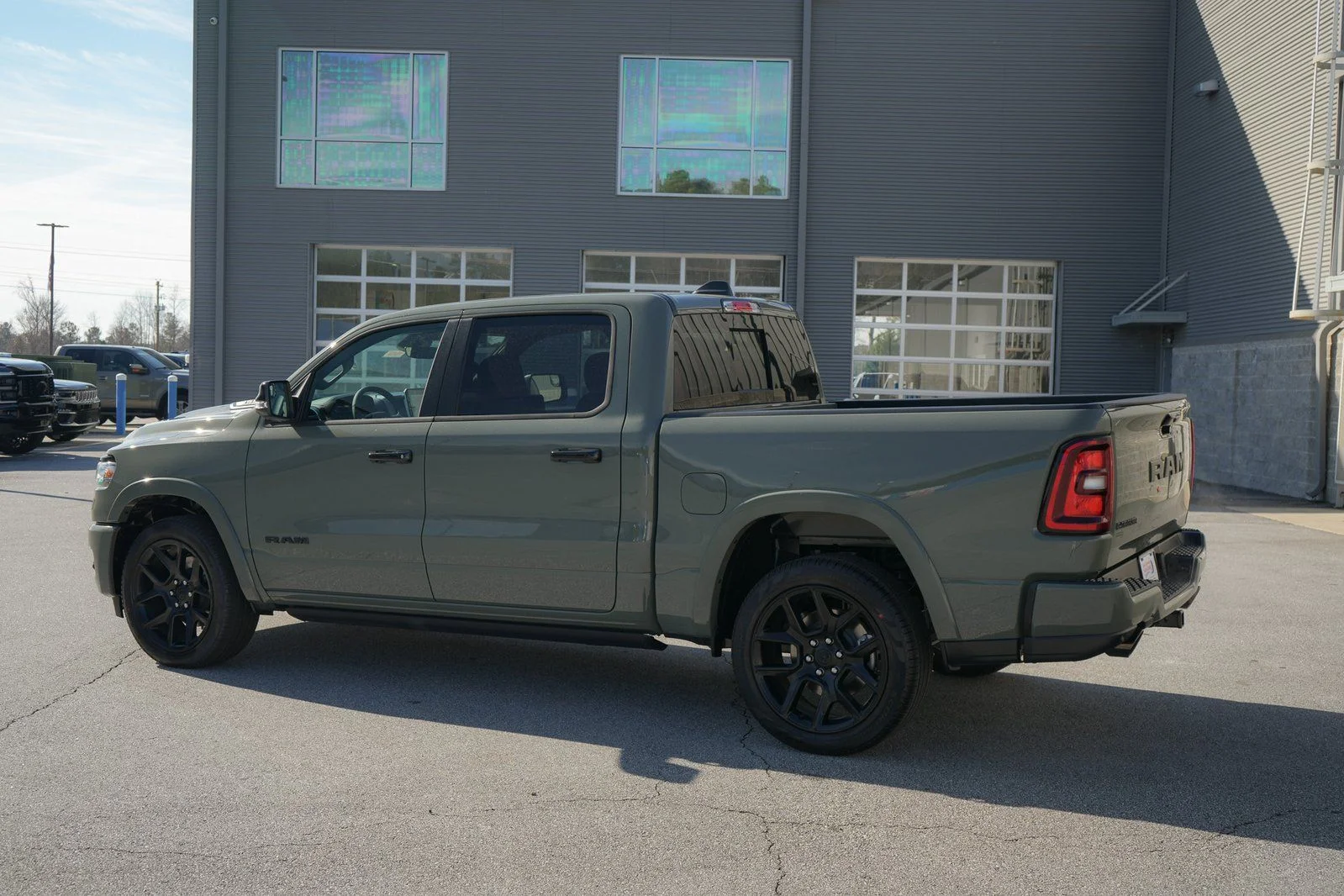 New 2026 Canyon Lake Exterior Paint RAM Laramie image 7