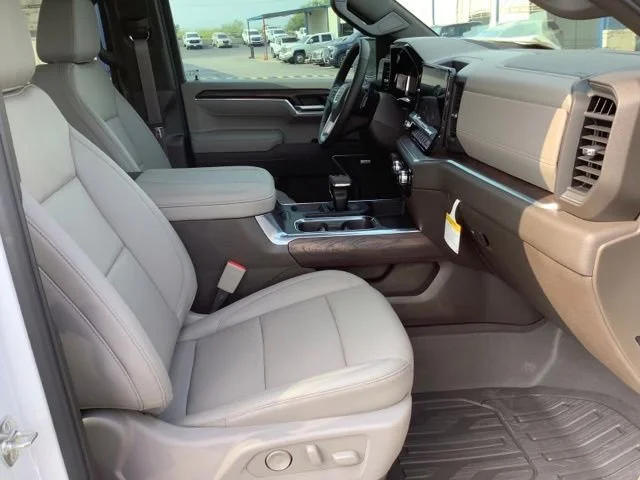 New 2026 Summit White GMC SLT image 19
