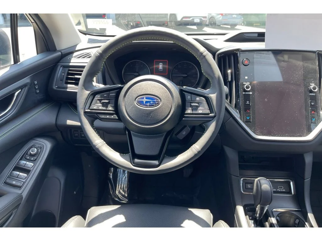 Certified Used 2025 Ice Silver Metallic Subaru Onyx Edition Touring image 16