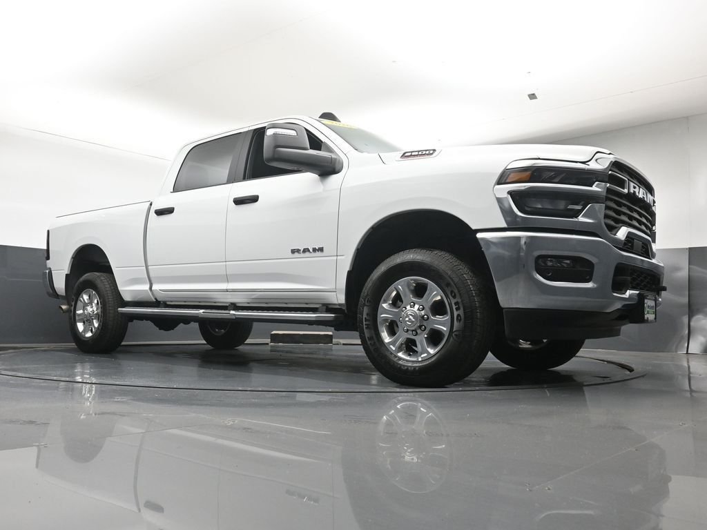 Used 2026 White Ram Big Horn image 25