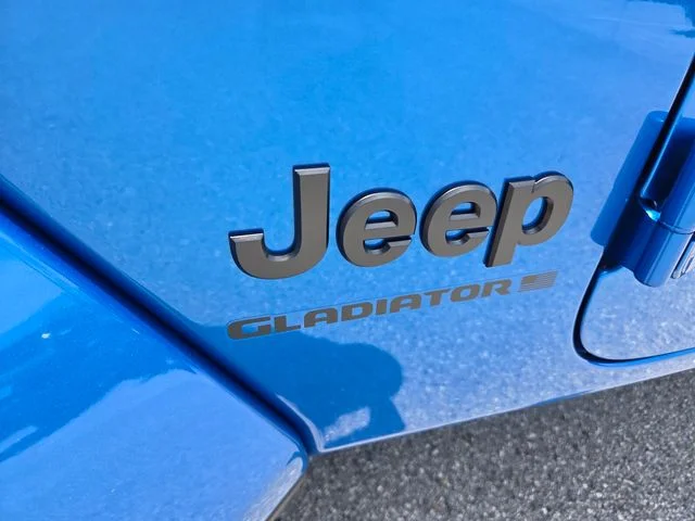 New 2026 Hydro Blue Pearl-Coat Exterior Paint Jeep Sport S image 4
