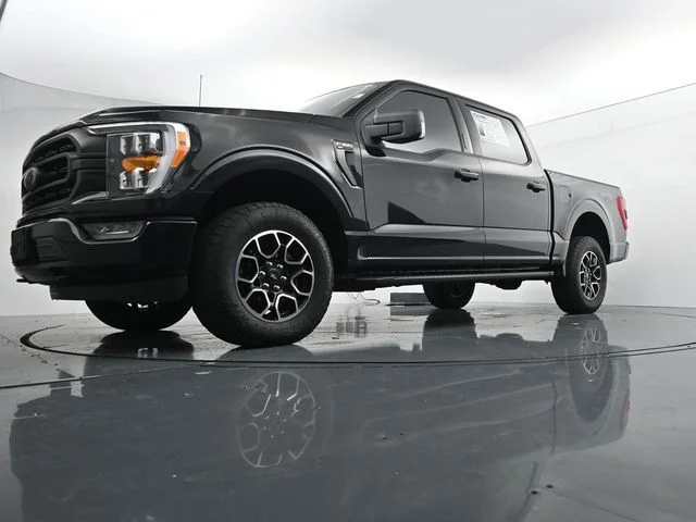 Used 2023 Black Ford XLT image 35