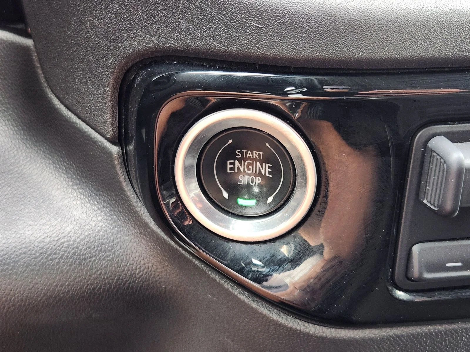 Used 2023 White Chevrolet LT image 19