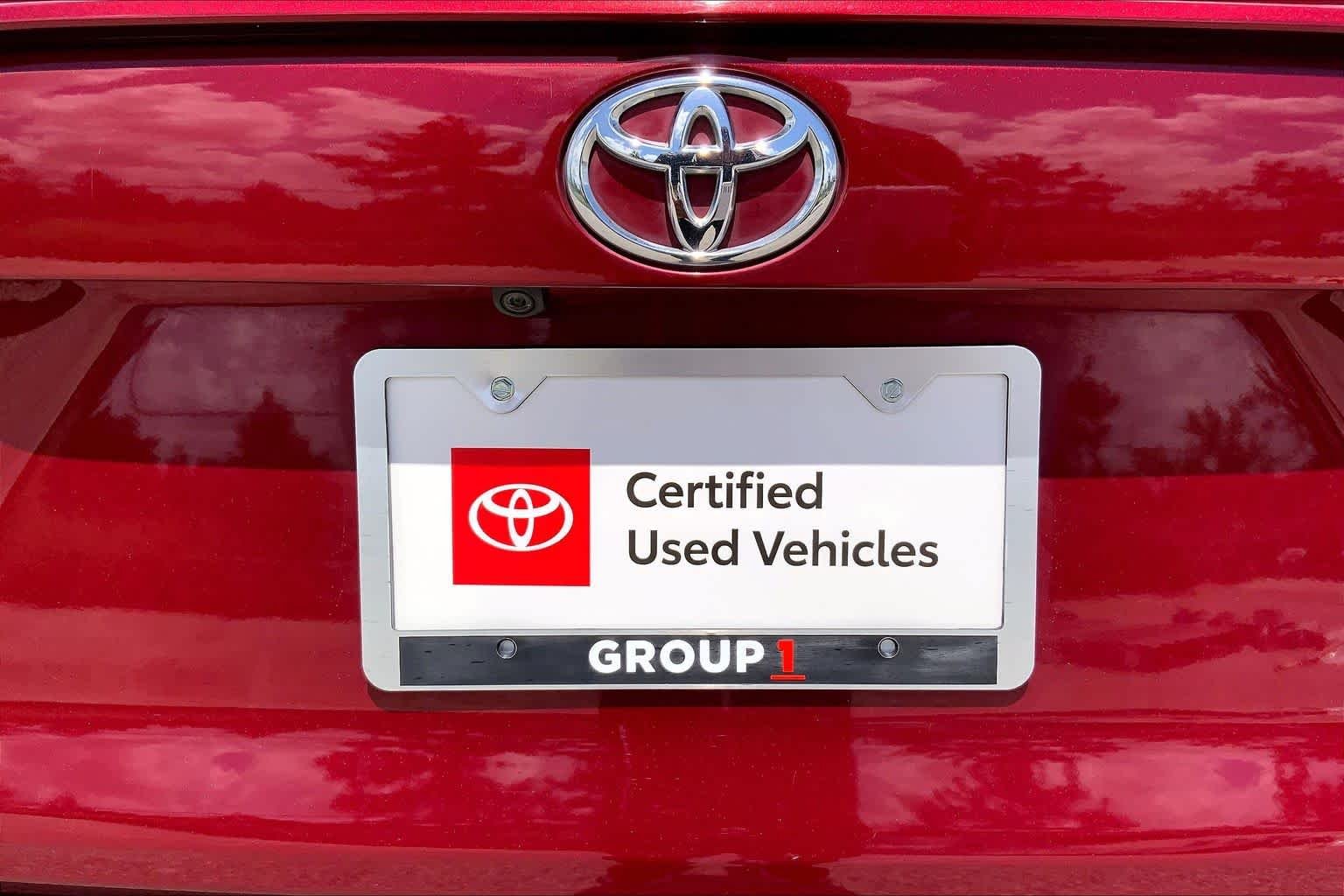 Used 2021 Ruby Flare Pearl Toyota LE image 10