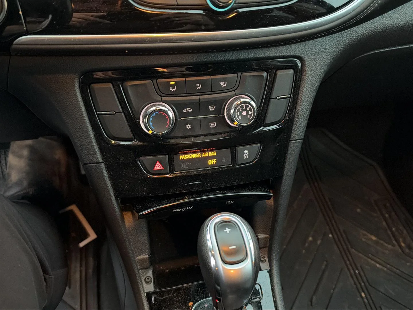 Used 2022 Cinnabar Metallic Buick Preferred image 21