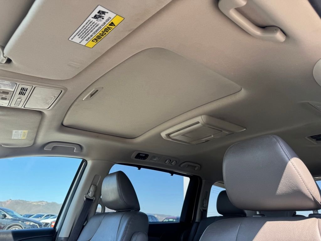 Used 2015  Honda EX-L image 25