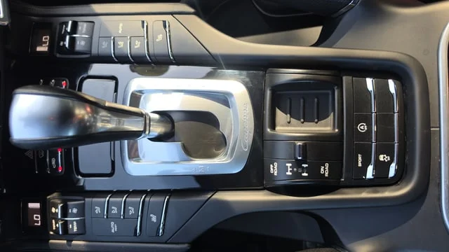 Used 2018 Black Porsche Base image 8