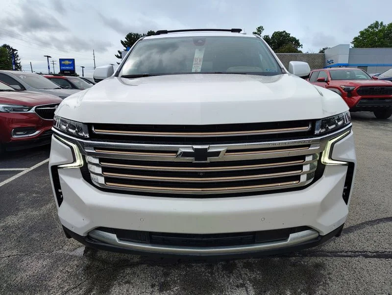 Used 2021 Beige Chevrolet High Country image 2