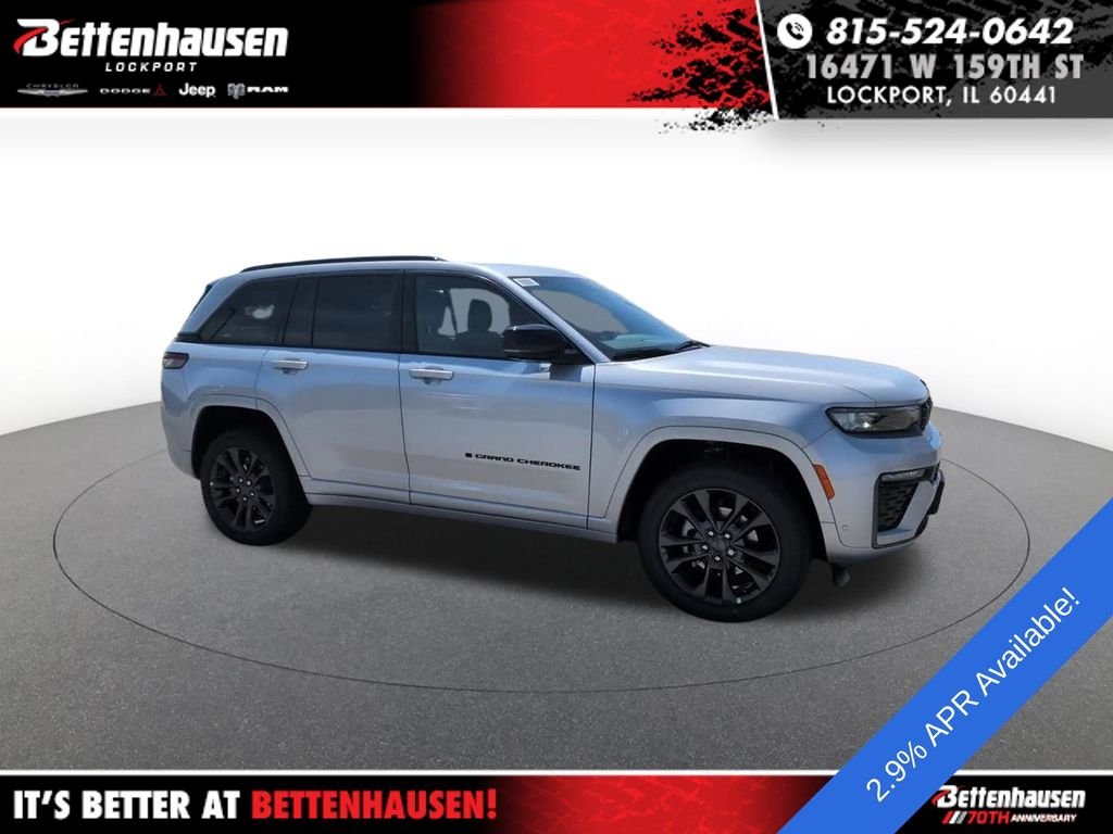 New 2026 Silver Zynith Exterior Paint Jeep Limited image 4