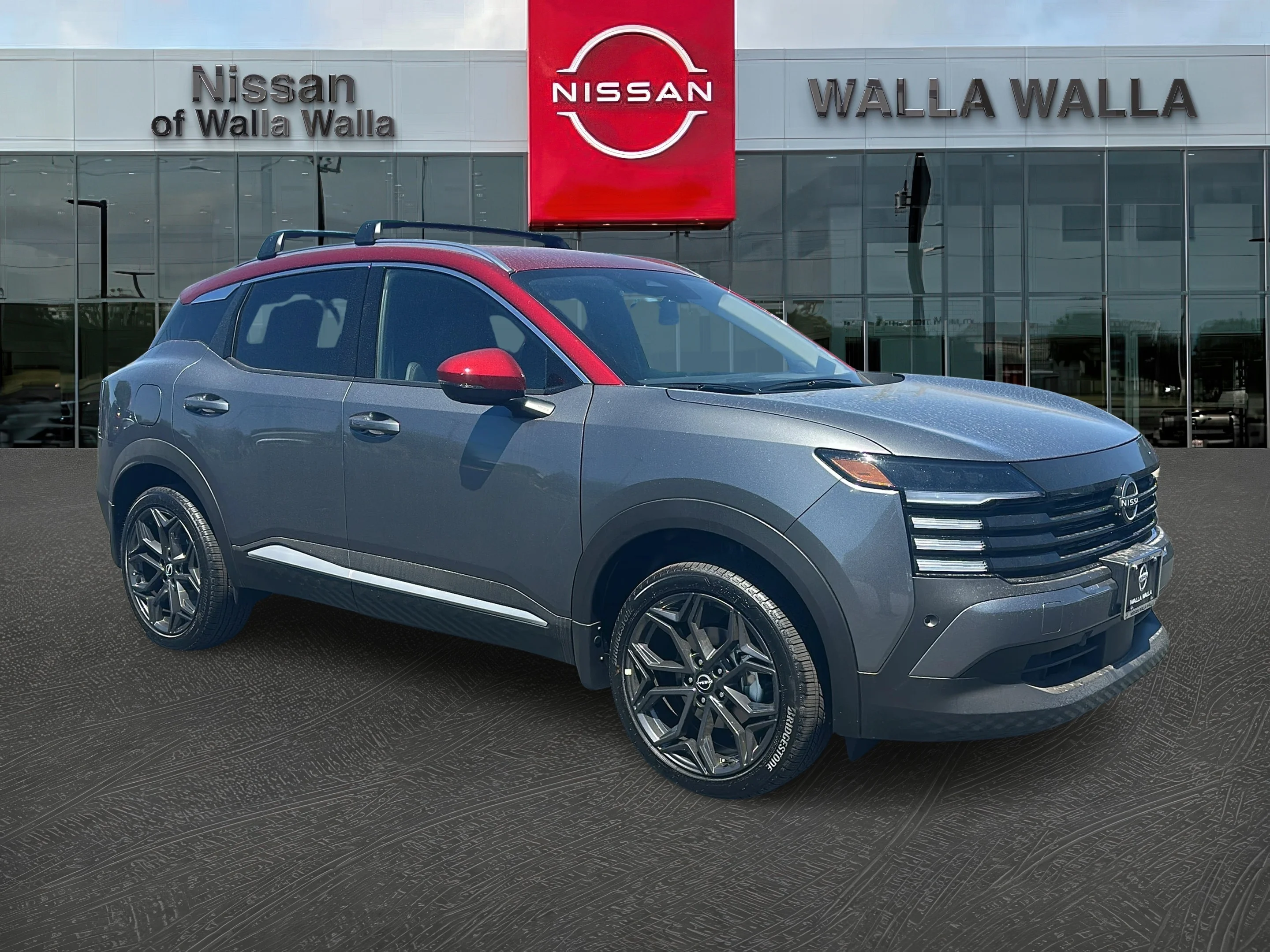 New 2026 Gun Metallic / Scarlet Ember Tintcoat Two-tone Nissan SR image 1