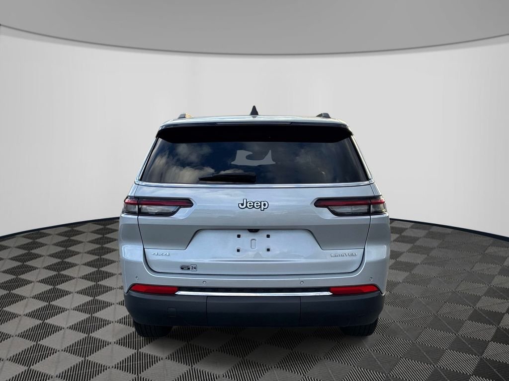 Used 2024 Silver Jeep Limited image 6