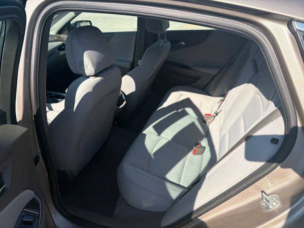 Used 2025 Gray Chevrolet LT image 14