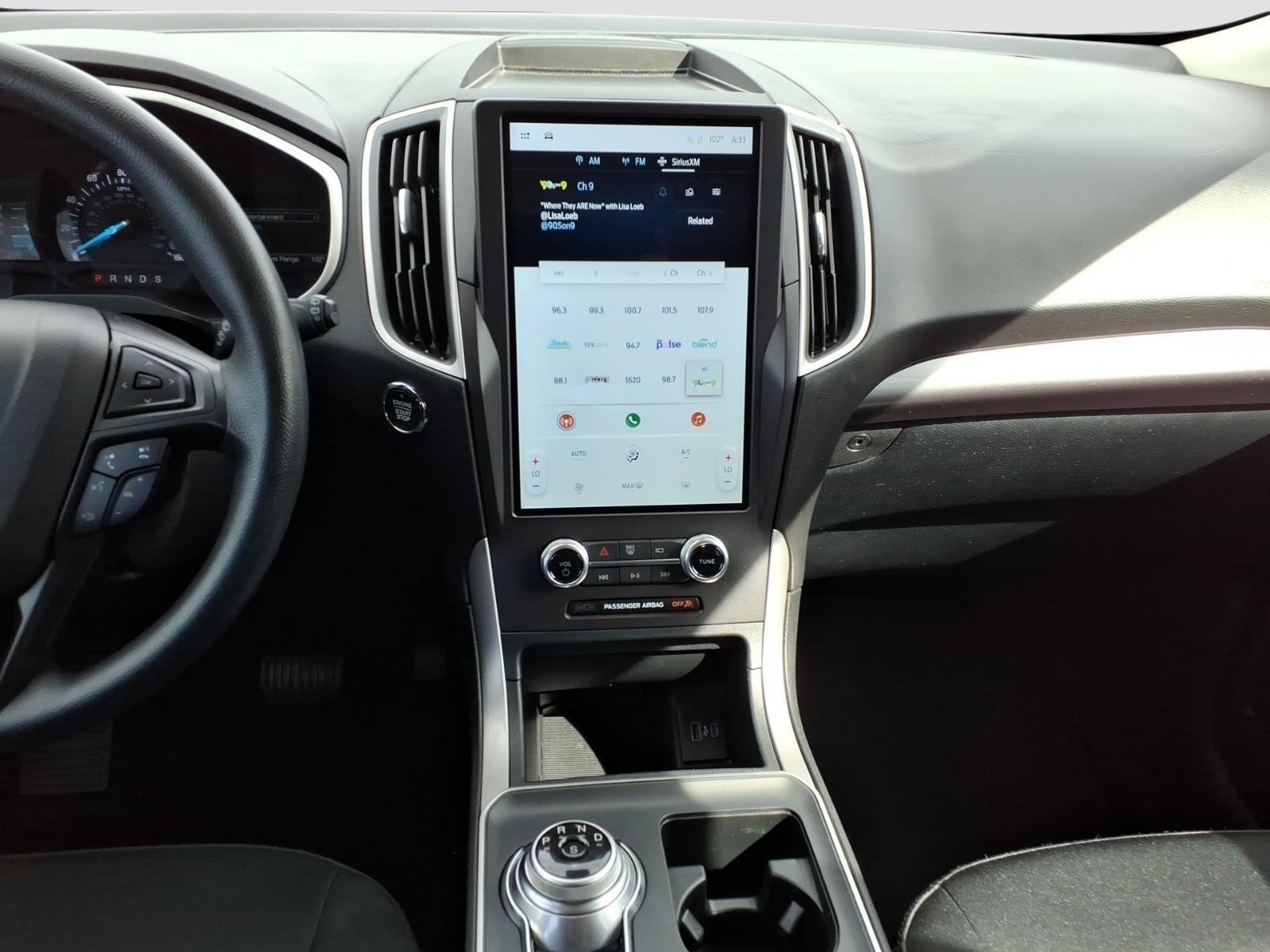 2021 Ford Edge SE - Photo 9