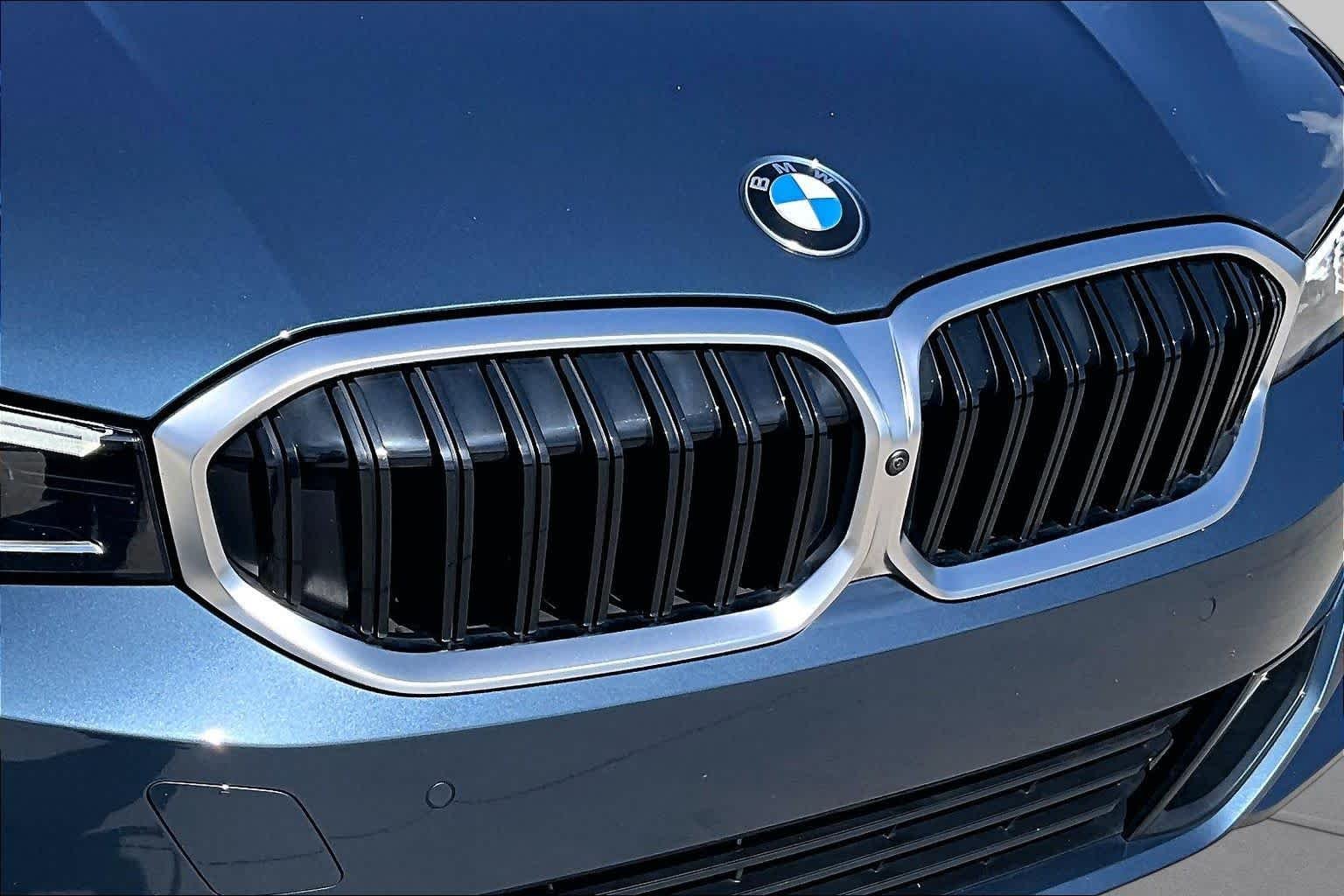 Used 2025 Arctic Race Blue Metallic BMW 330i image 27