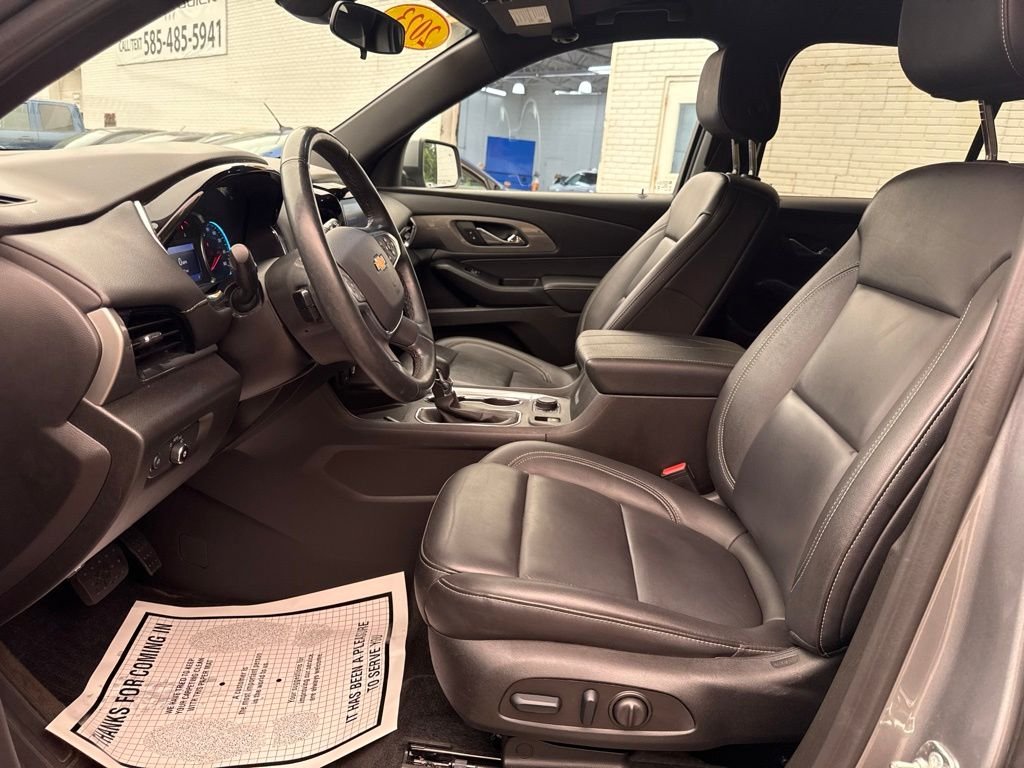 Used 2023 Gray Chevrolet LT Leather image 9