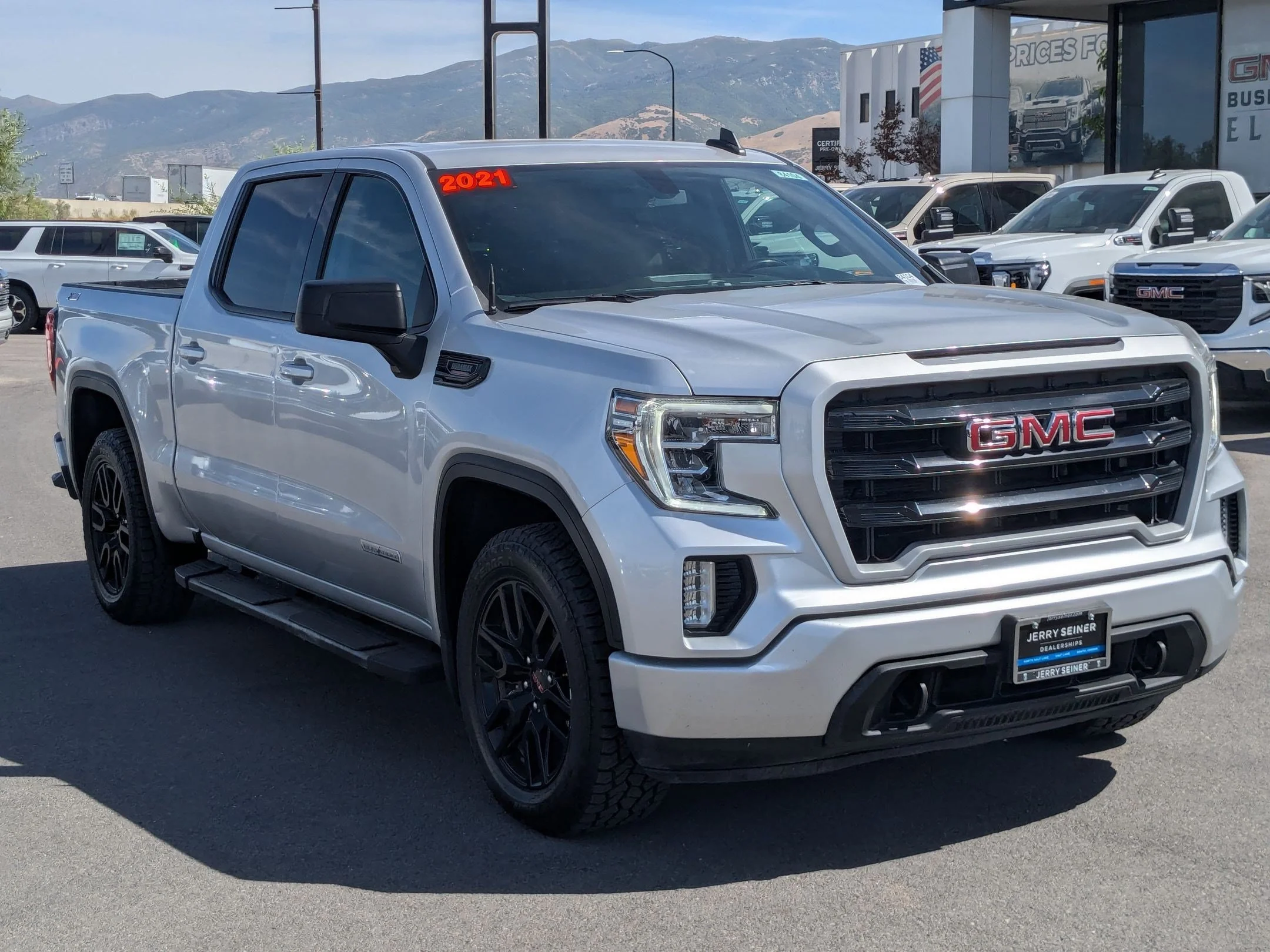 Used 2021 Quicksilver Metallic GMC Elevation image 8