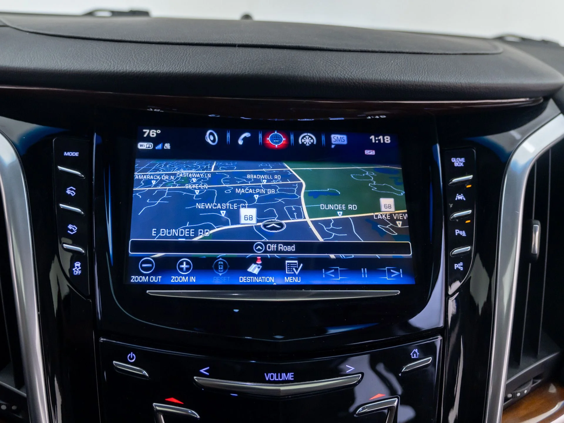 Used 2019 Black Cadillac Luxury image 30
