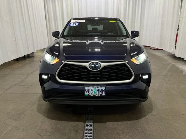 Certified Used 2021 Blue Toyota LE image 8