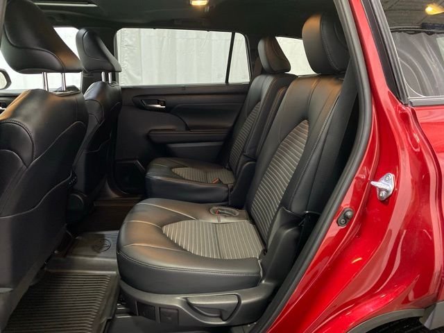2023 Toyota Highlander XSE - Photo 11