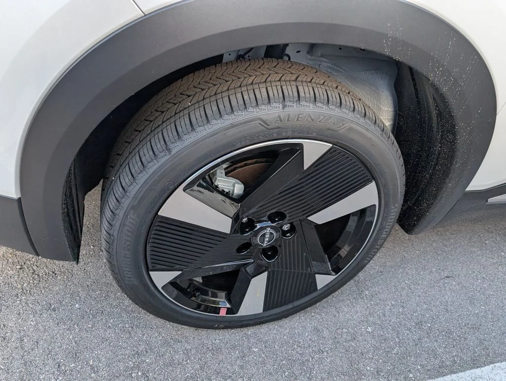 2025 Nissan Kicks SR - Photo 6