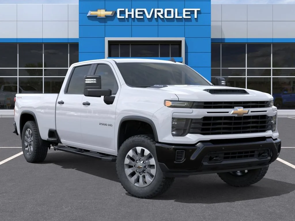 New 2026 Summit White Chevrolet Custom image 8