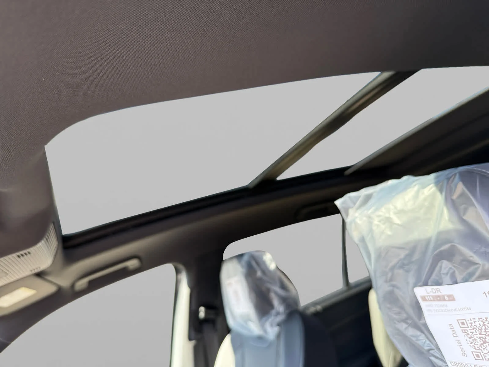 New 2027 Pure Gray Volkswagen SEL R-Line image 12