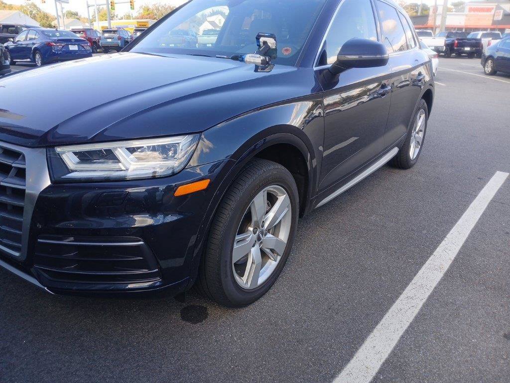 Used 2019  Audi 2.0T Premium Plus image 3