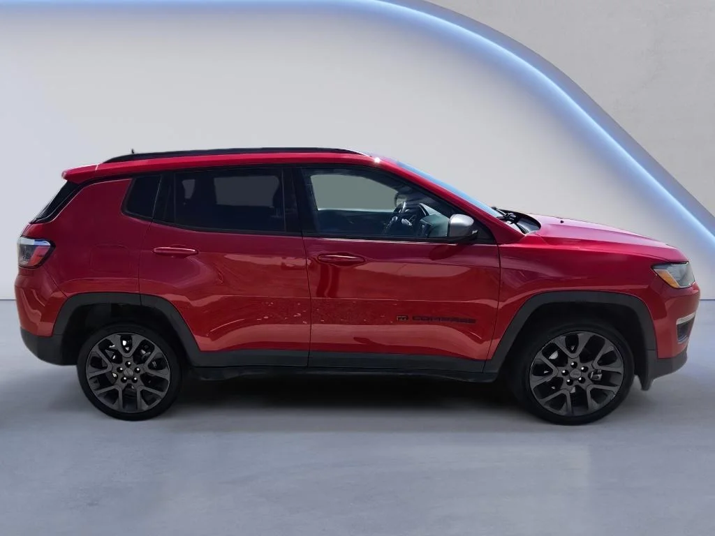 Used 2021 Redline Pearlcoat Jeep 80th Anniversary image 5