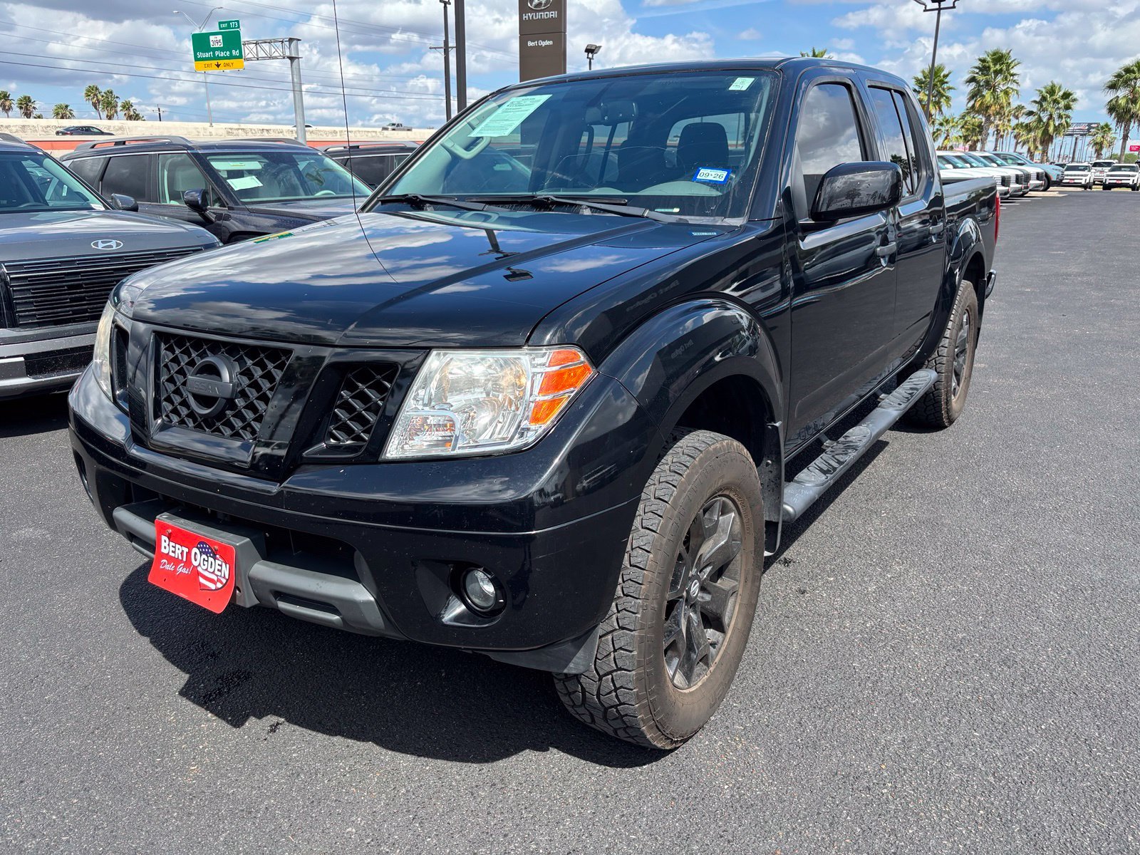Used 2020 Black Nissan SV image 3