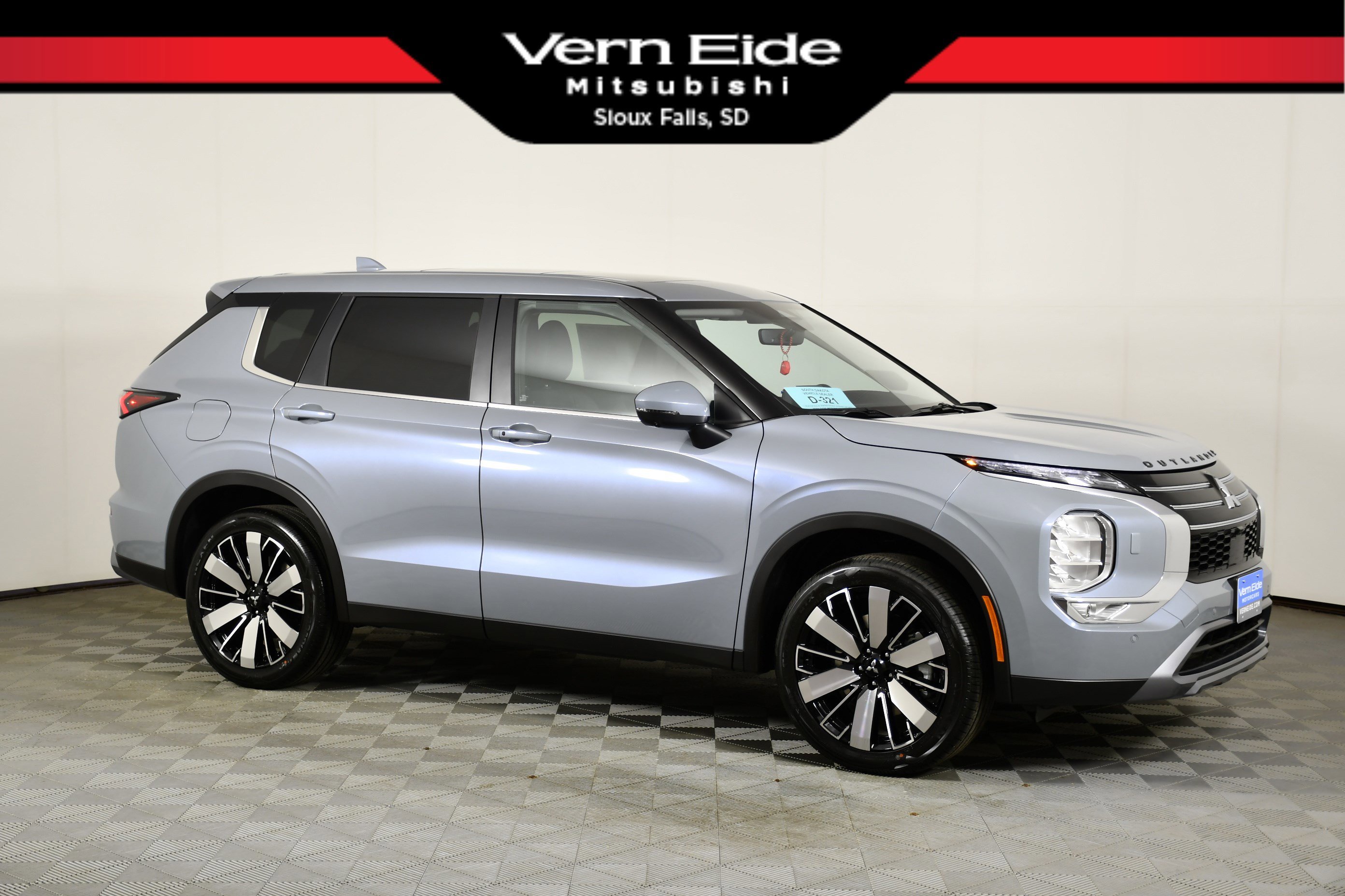 2026 Mitsubishi Outlander SE S-AWC's photo