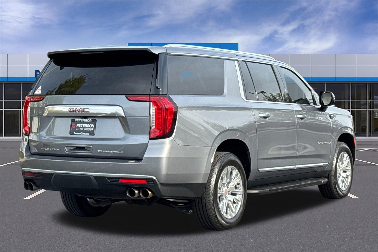 Used 2021 Gray GMC Denali image 4