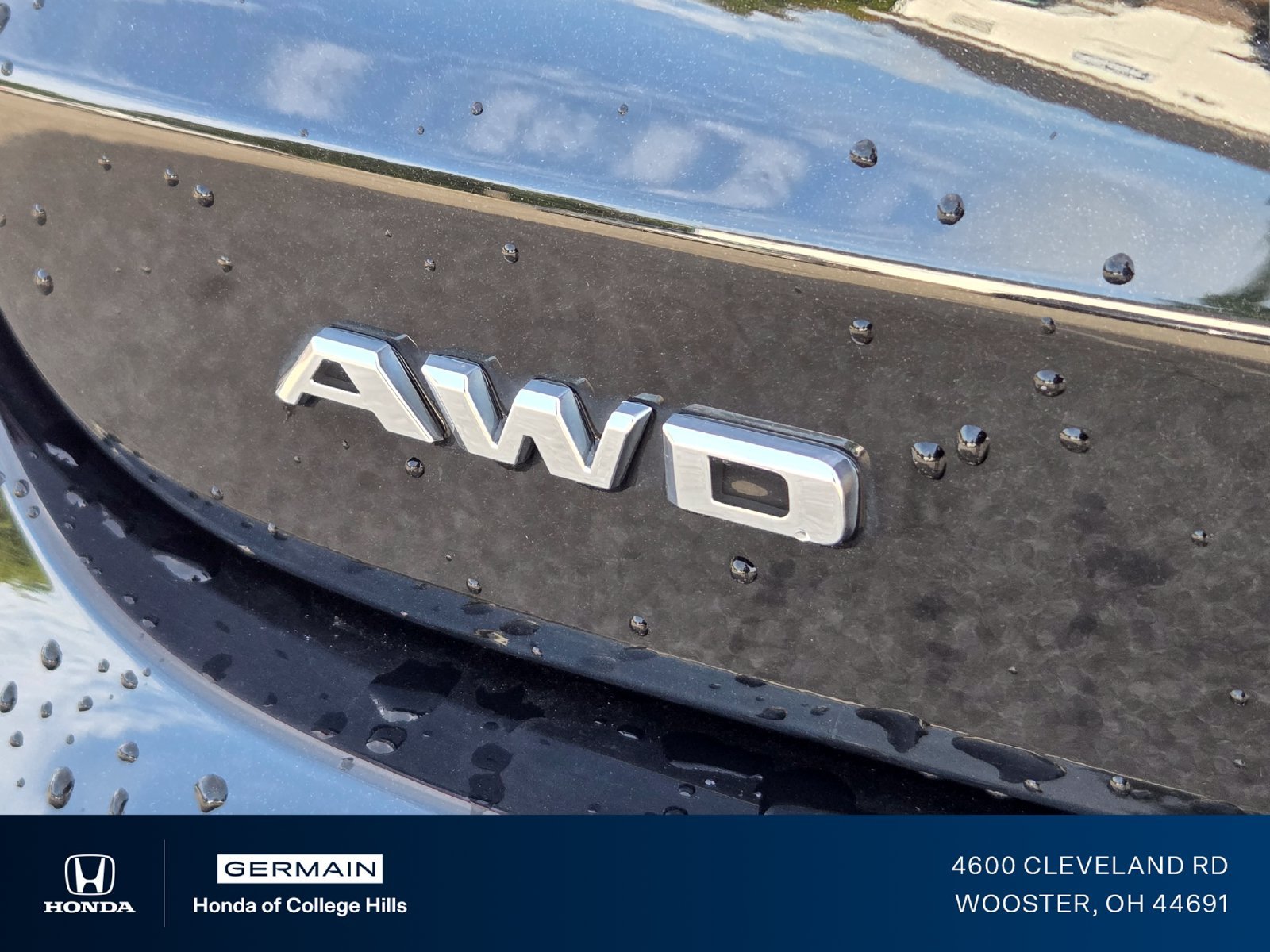 Used 2021 Black Metallic Cadillac Premium Luxury image 19