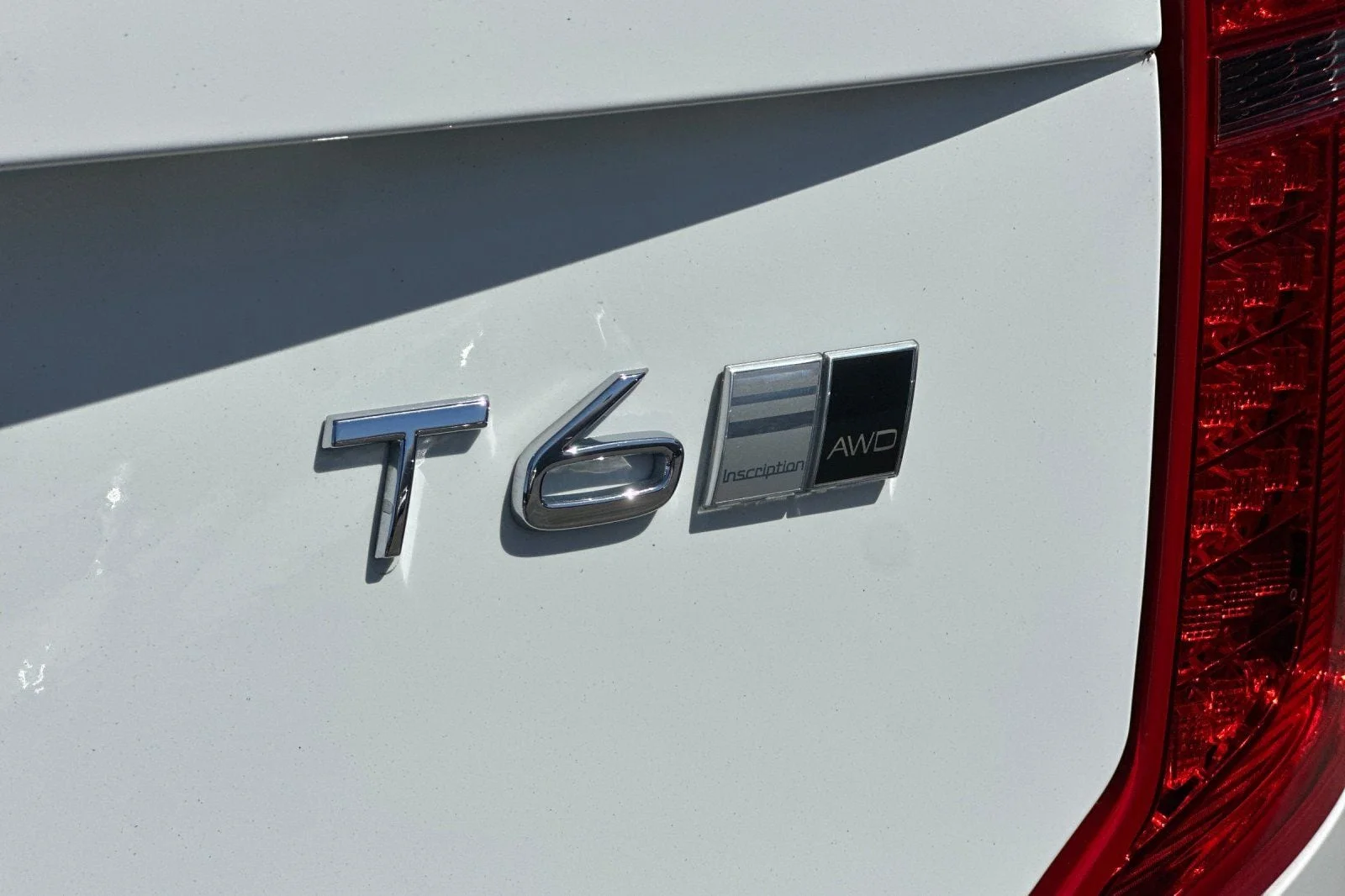 Used 2016 Ice White Volvo T6 Inscription image 12
