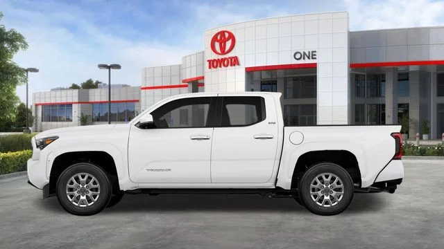 New 2026 White Toyota SR5 image 7