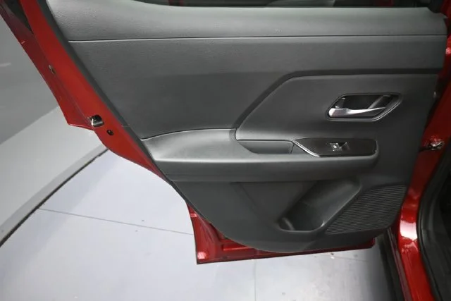 Used 2026 Red Nissan SR image 10