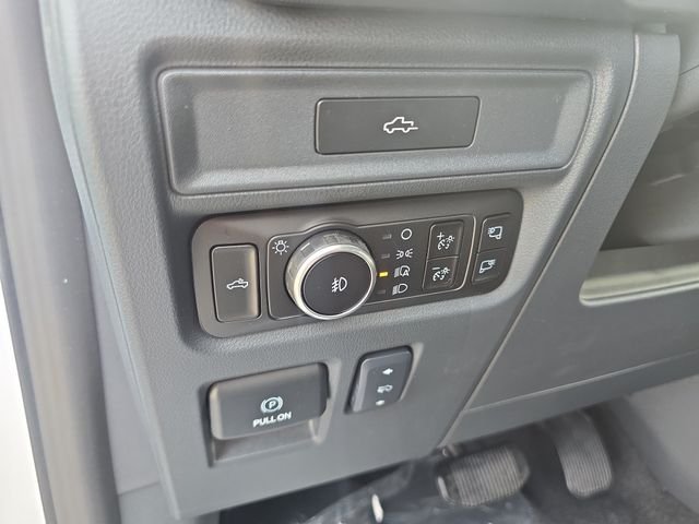 New 2026 Oxford White Ford Lariat® image 47