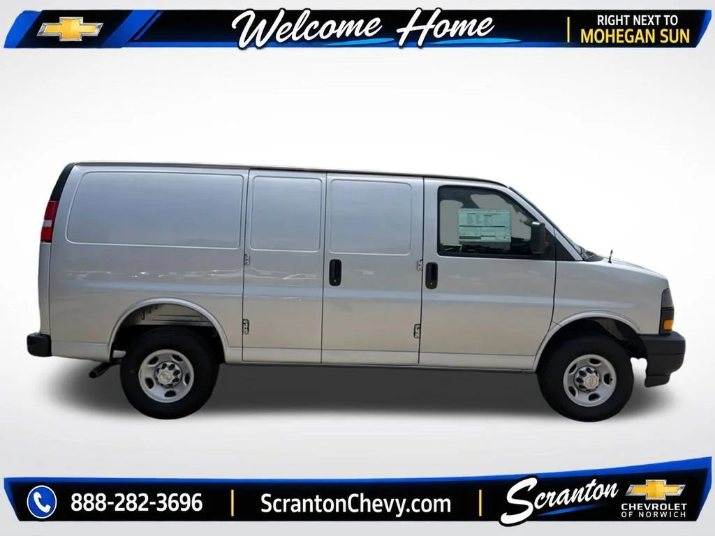 2026 Chevrolet Express Cargo Work Van - Photo 32