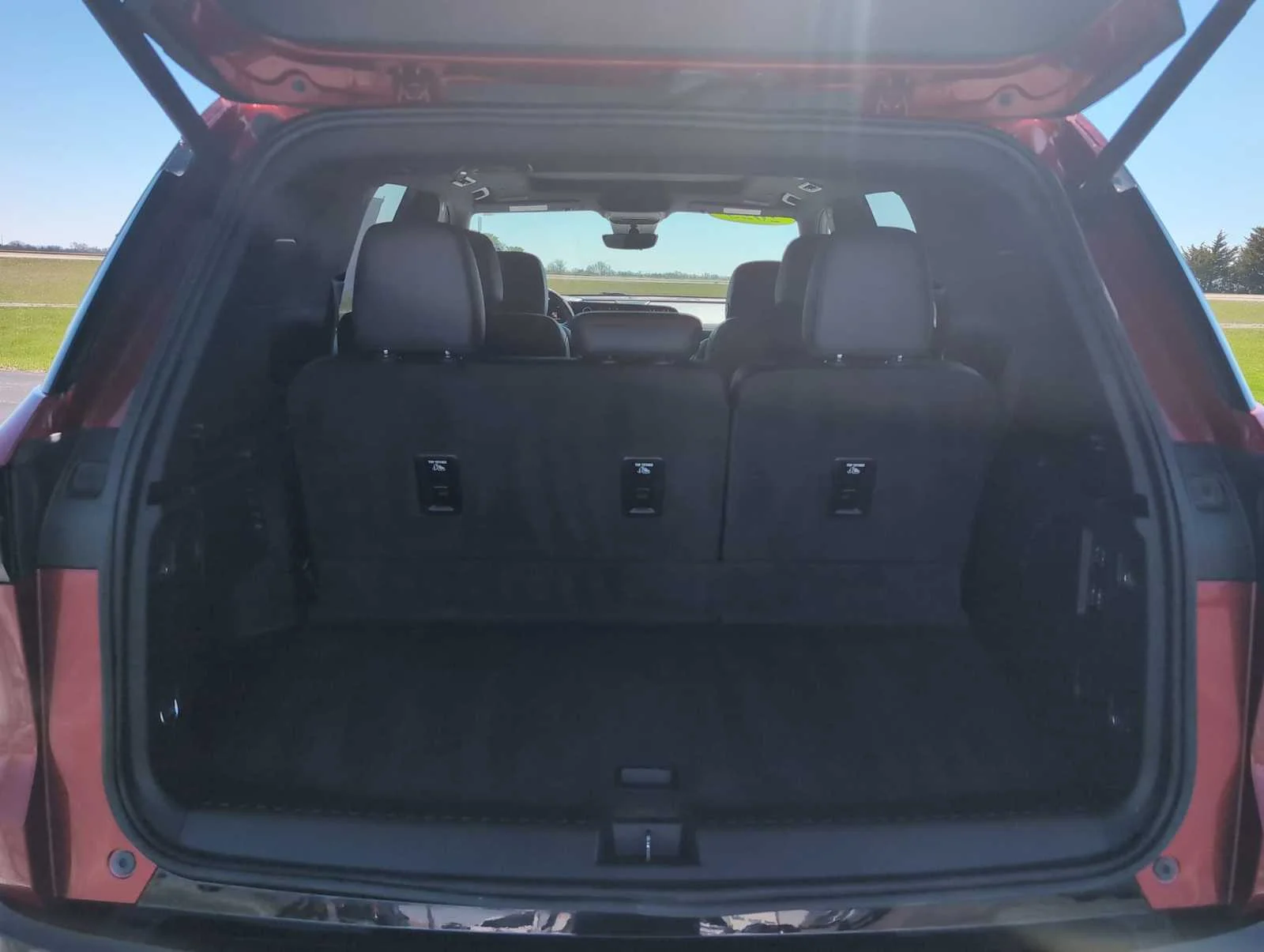2025 Chevrolet Traverse RS - Photo 27