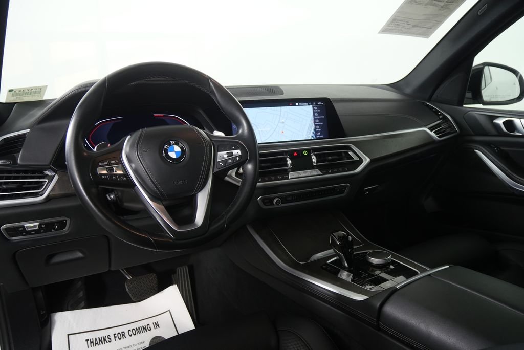 Used 2023 Mineral White Metallic BMW sDrive40i image 17