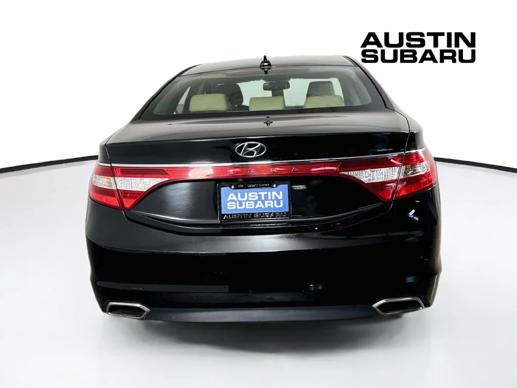 Used 2016 Black Hyundai Base image 6