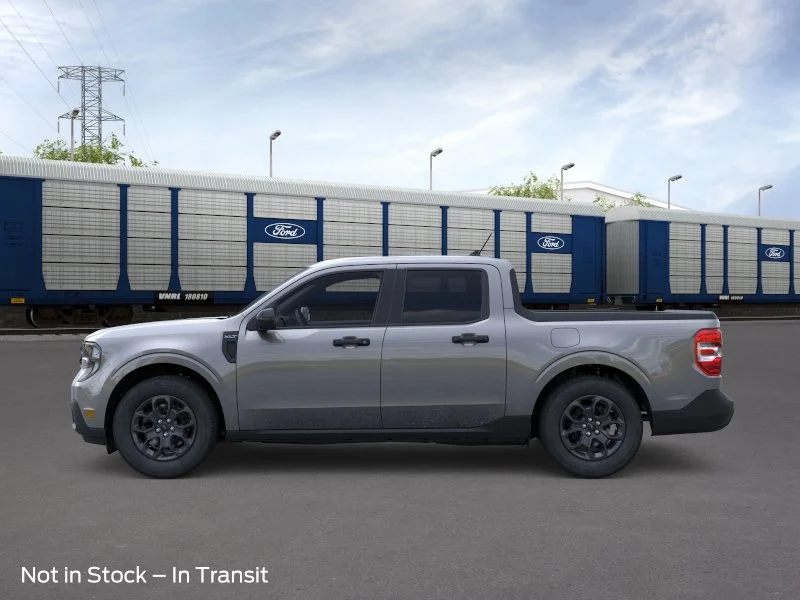 New 2026 Carbonized Gray Metallic Ford XLT image 3