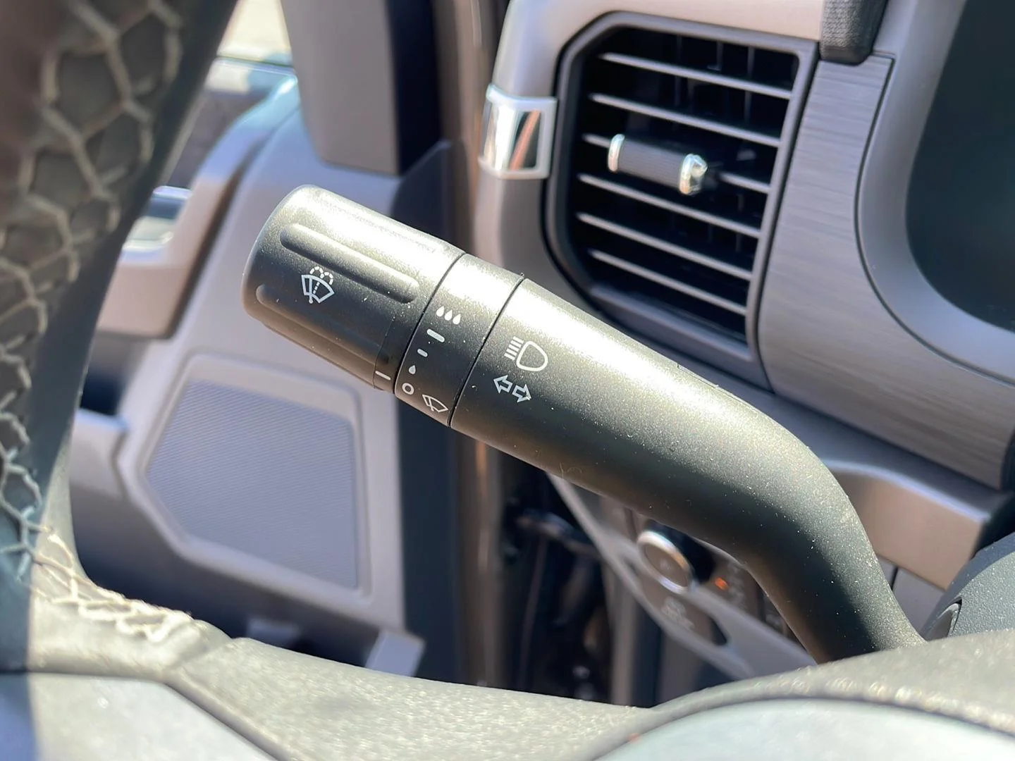 New 2026 Marsh Gray Ford XLT image 16
