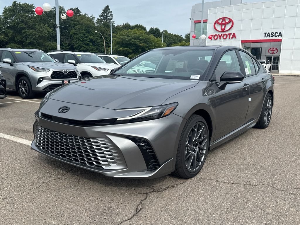 New 2026 Heavy Metal with Midnight Black Metallic roof Toyota XSE image 3